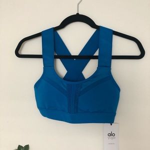 NWT ALO Yoga Blue Equalize Bra size XS